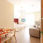 Visavis Bed & Breakfast De Haan