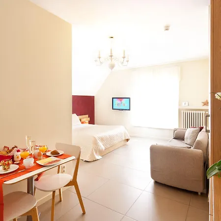 Visavis Bed & Breakfast De Haan