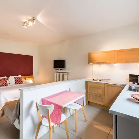 Bed & Breakfast Visavis De Haan