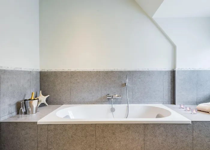 Visavis Bed & Breakfast 3*