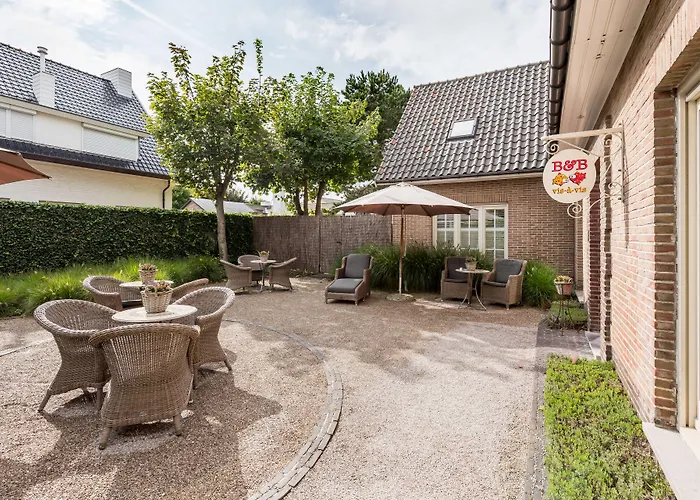 Visavis Bed & Breakfast De Haan